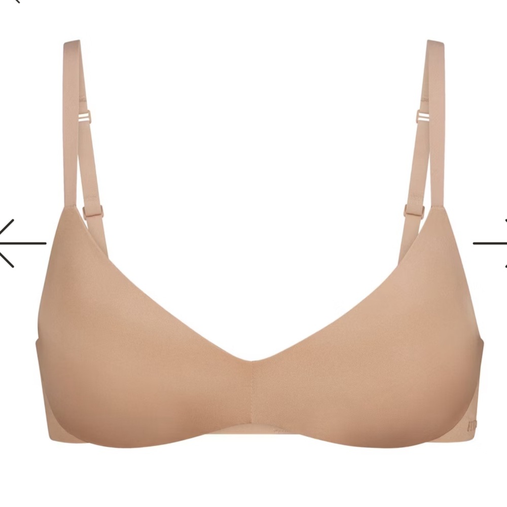 SKIMS Nude Seamless Bra